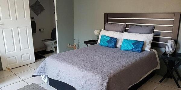 펜션 Jozini Guesthouse