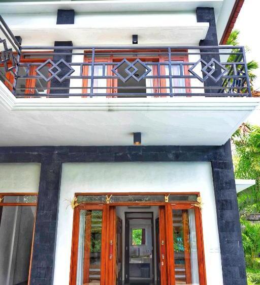 Zentiga Surf Hostel