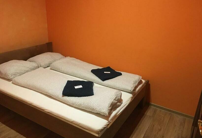 تختخواب و صبحانه Cbs/bed&soup