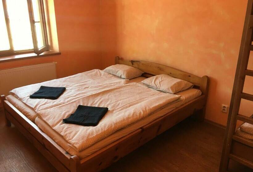 تختخواب و صبحانه Cbs/bed&soup