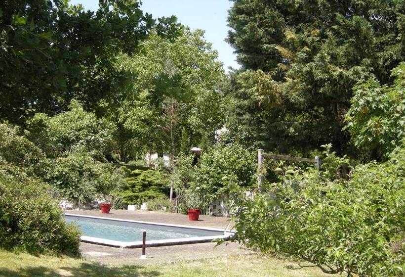 צימר Château De Cartou