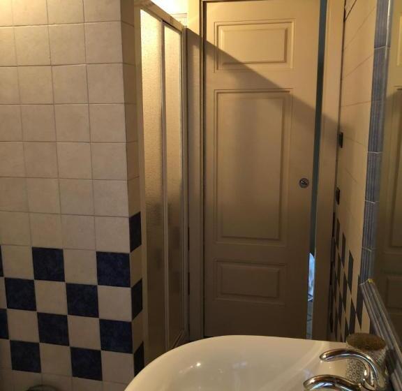 مبيت وإفطار Via D  Este 8