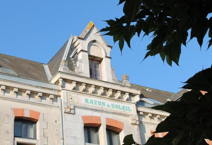 פנסיון Le Rayon De Soleil