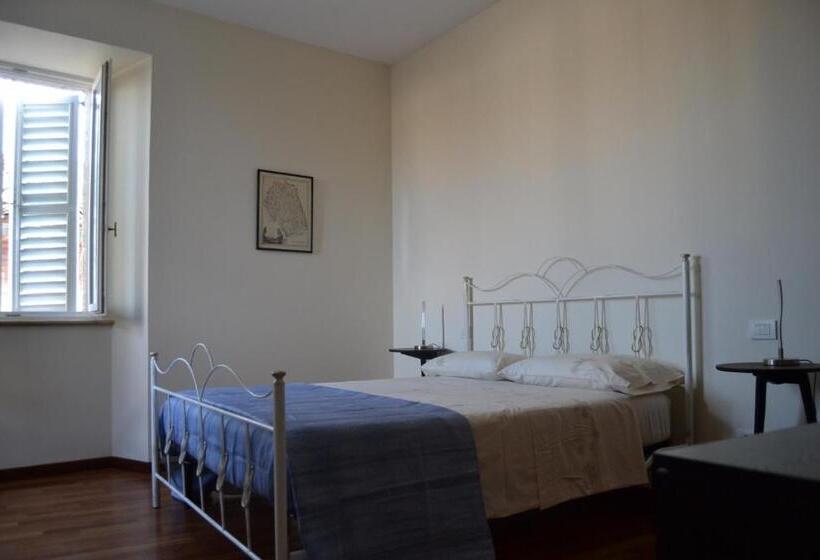 بنسيون Palazzo Roberti
