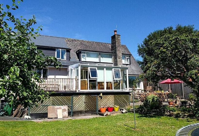 بنسيون The Firs At Hay On Wye B&b