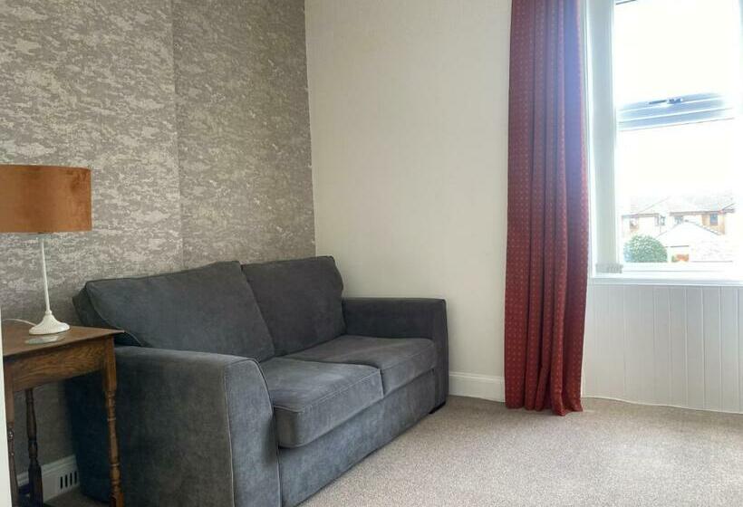 مبيت وإفطار Lomond Guest House