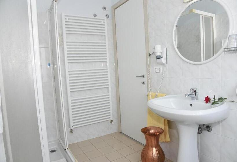 בית מלון כפרי Albergo La Rosetta