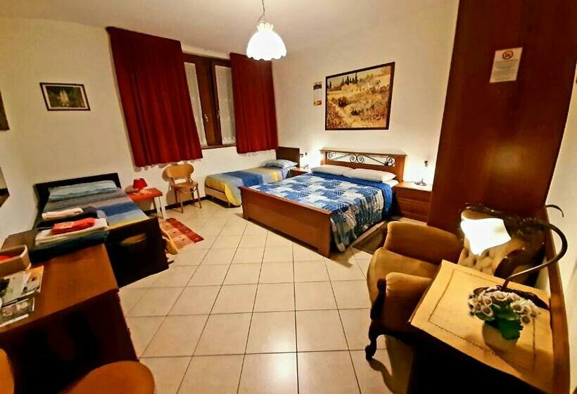 פנסיון Borgoantico Affittacamere