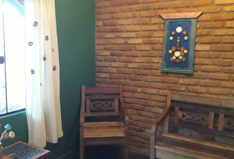 ペンション Poente Guest House