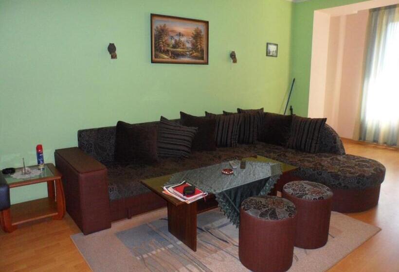 Privates, Schönes Und Grosses Appartement In Goldstrand