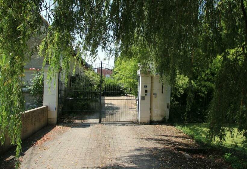 بنسيون La Mare Aux Bambous