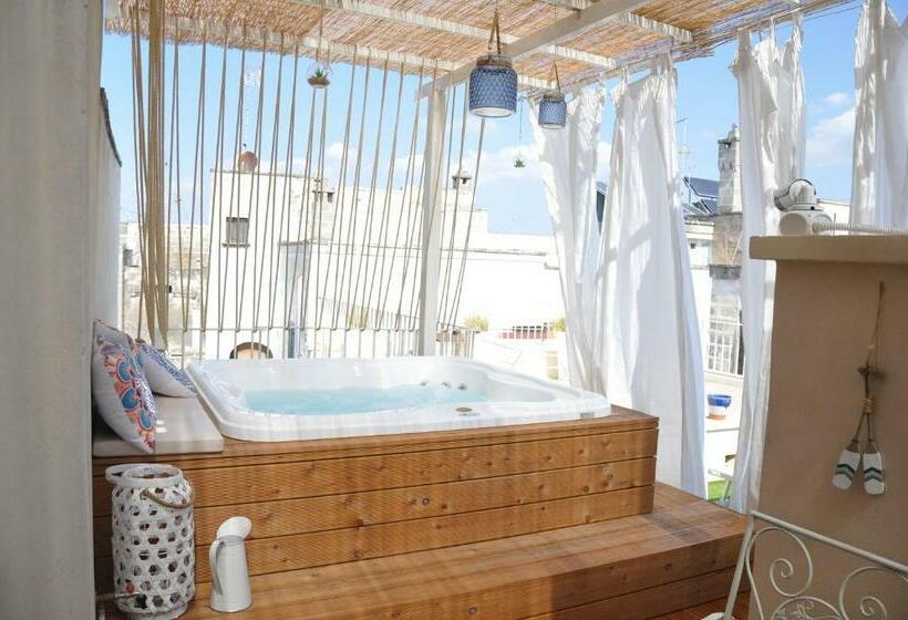 פנסיון Vico Degli Ebrei   Rooftop Jacuzzi   Self Check In