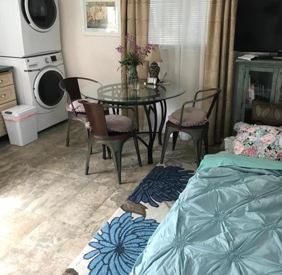 Brennan S B&b