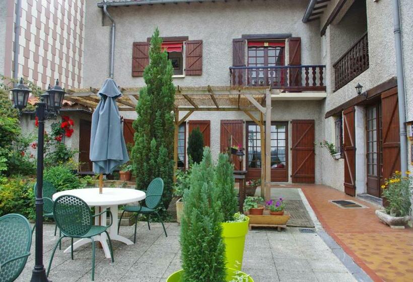 בית מלון כפרי Relais Du Castera