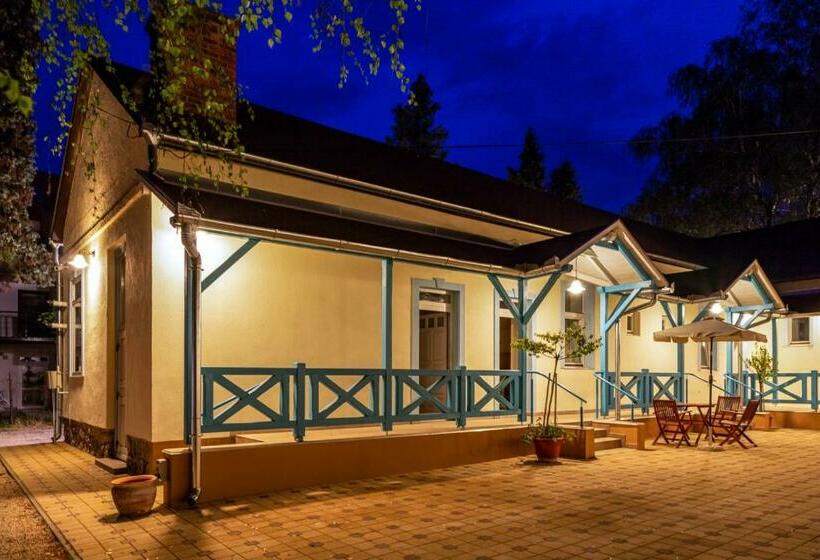 פנסיון Balzsam Apartmanház