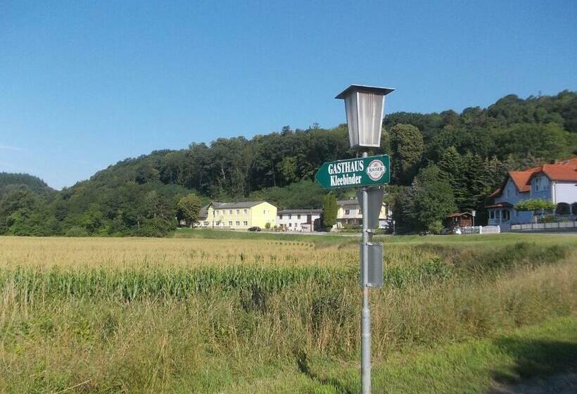 הוסטל Gasthaus Kleebinder