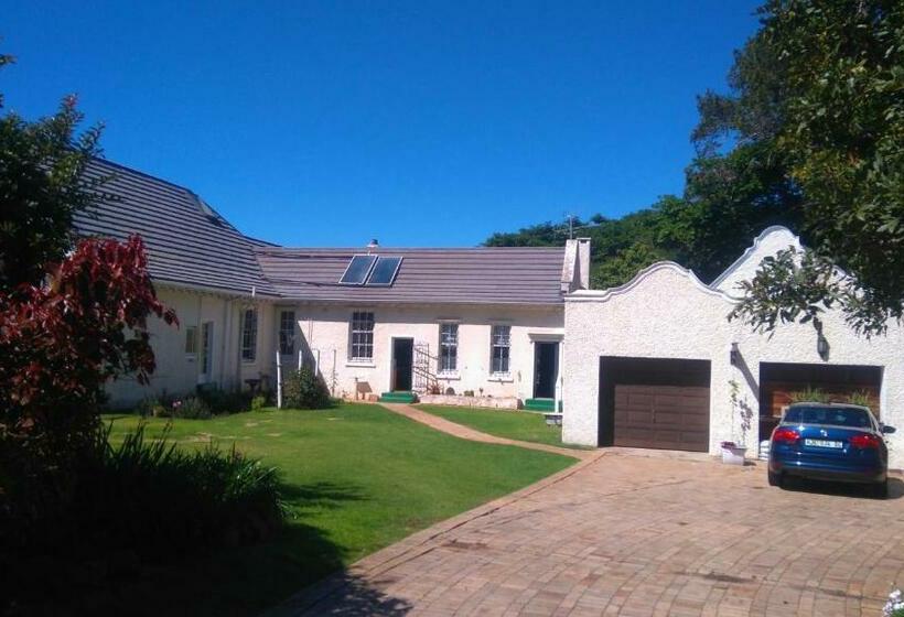 تختخواب و صبحانه Seven Gables