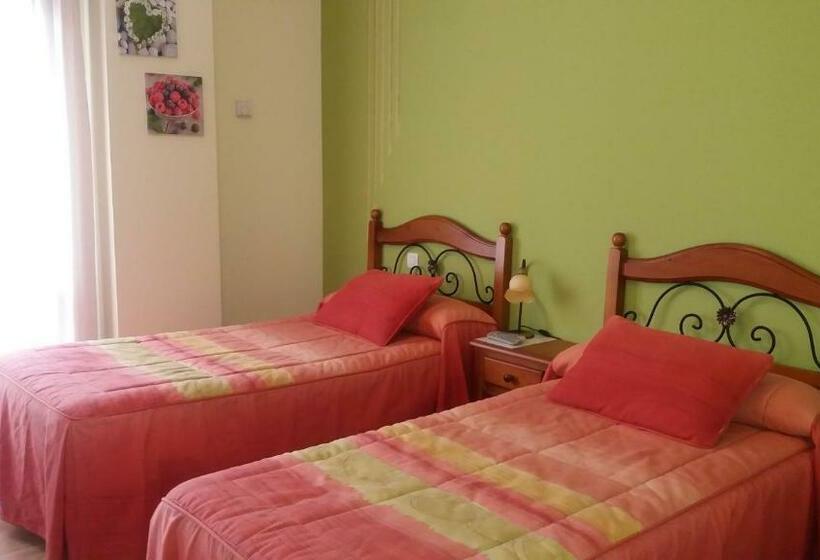 בית מלון כפרי Brezales