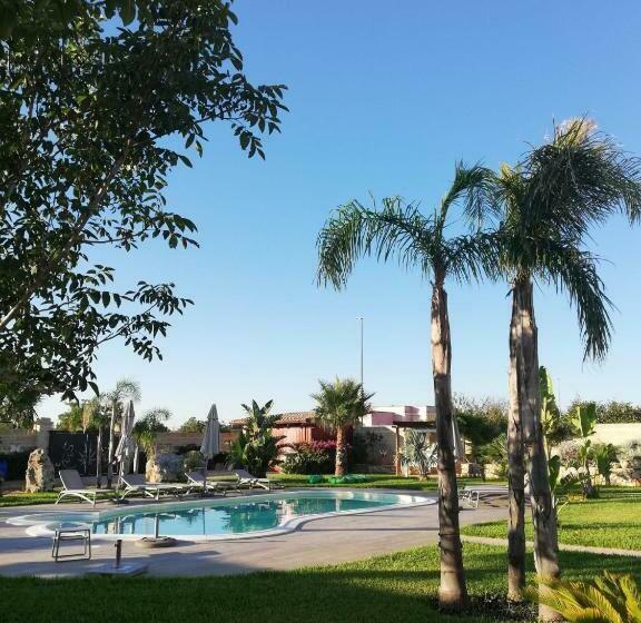بنسيون Masseria Prontera With Pool