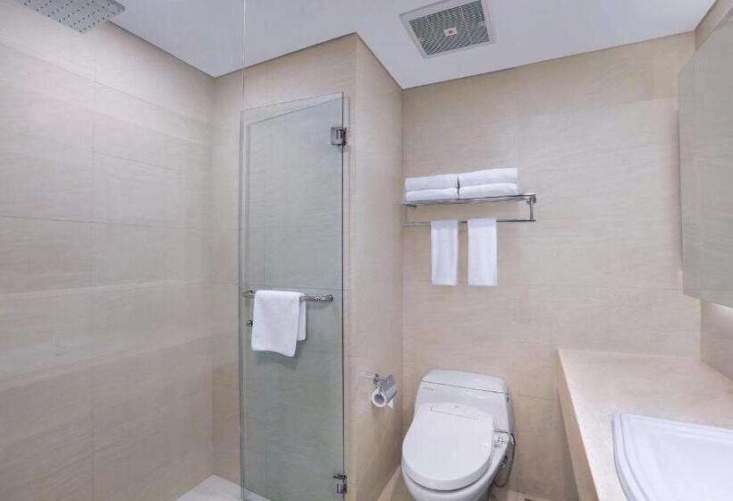 Atria Hotel Gading Serpong