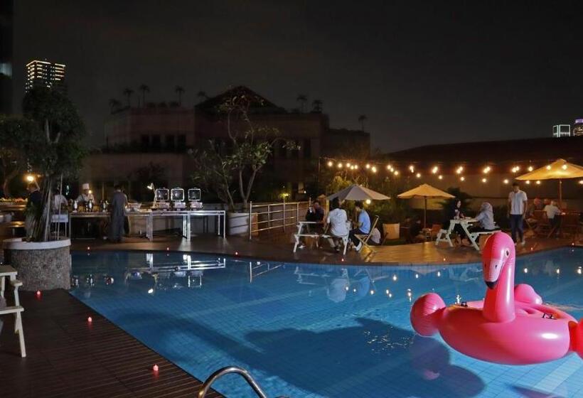 בית מלון כפרי Bidakara Jakarta