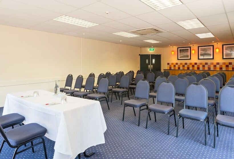 Heartland Hotel Auckland Airport