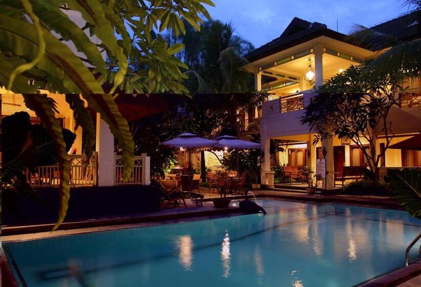 هتل Indah Palace Yogyakarta