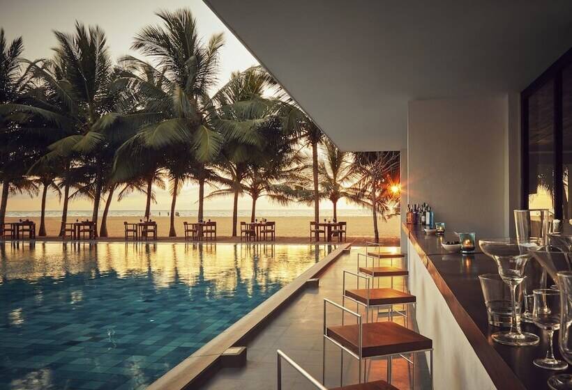 ホテル Jetwing Blue