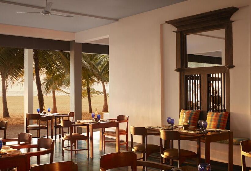 ホテル Jetwing Blue