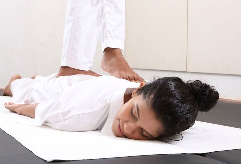 ホテル Jetwing Blue