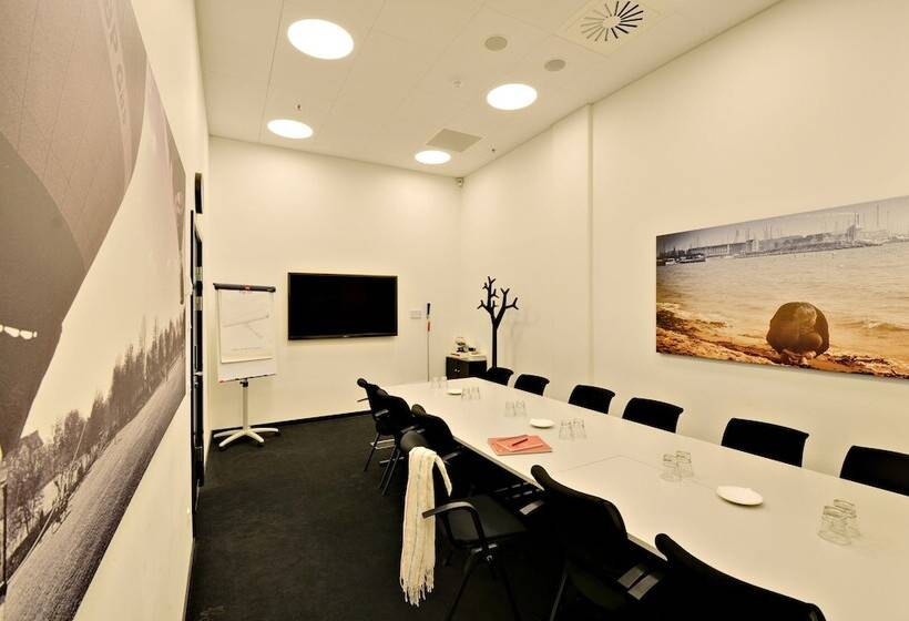 هتل Scandic Aarhus City