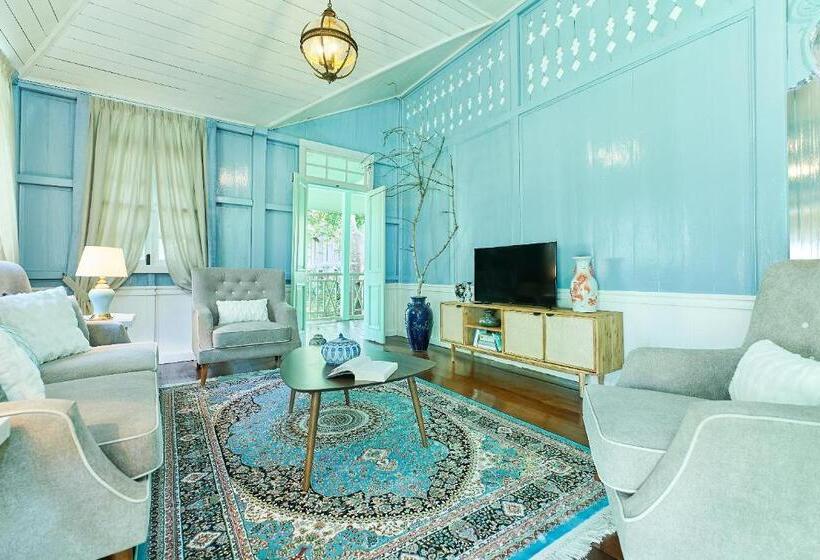 هتل Temple Tree Resort