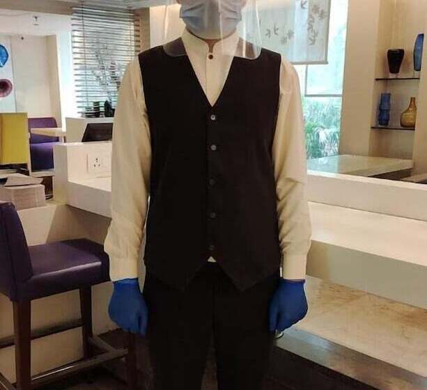 酒店 The Ashtan Sarovar Portico