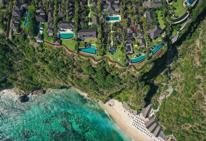 호텔 The Ungasan Clifftop Resort