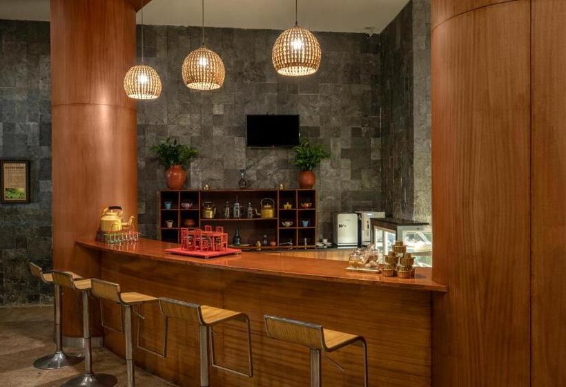 Курорт Sterling Ooty Fern Hill