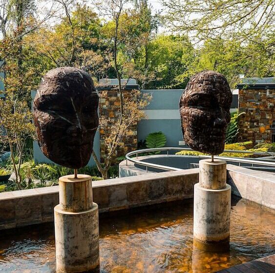 Seven Villa Hotel And Spa