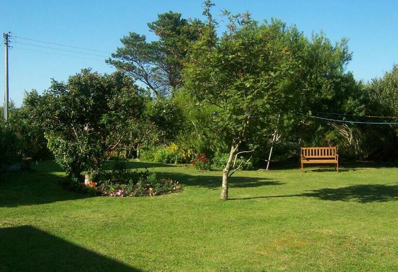 مبيت وإفطار Riverside Cottage