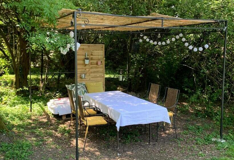La Grange De La Batone   Bed And Breakfast