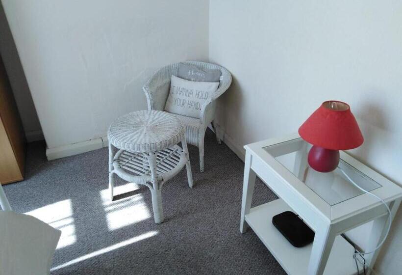 膳宿费 Room Only Guest Accommodation, Guest House