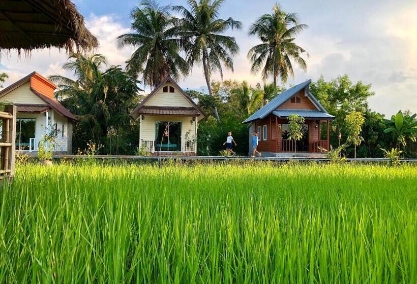استراحتگاه Baan Thung Home Stay