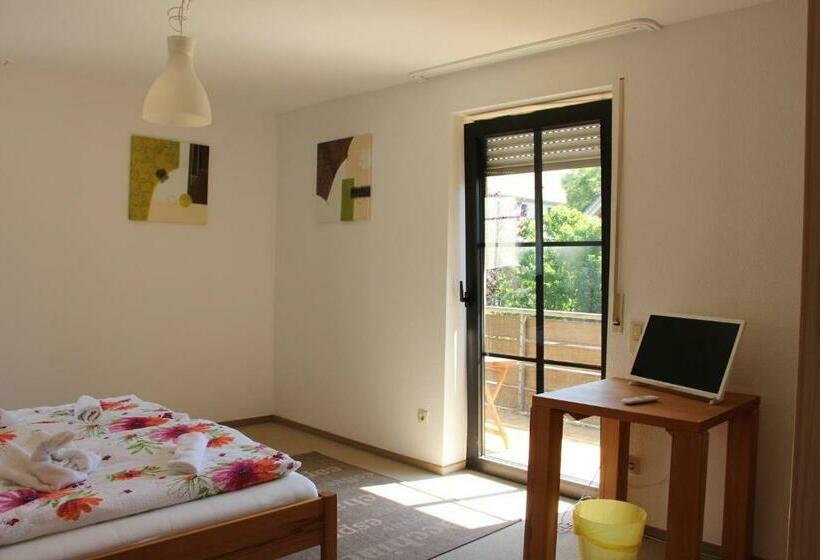 هاستل Gasthof Gruner Baum