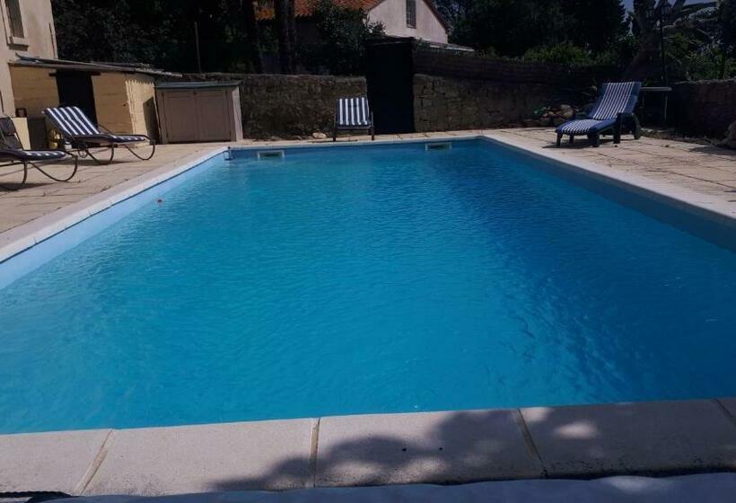 住宿加早餐  La Médéenne