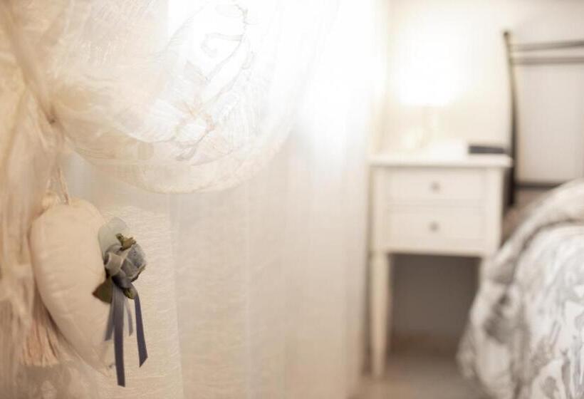 پانسیون Al Borgo Rooms
