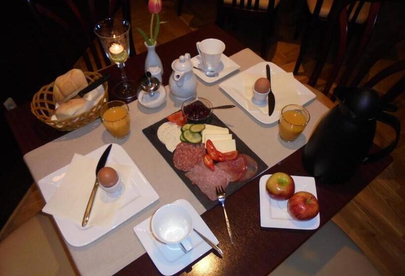 膳宿费 Neues Vaterland