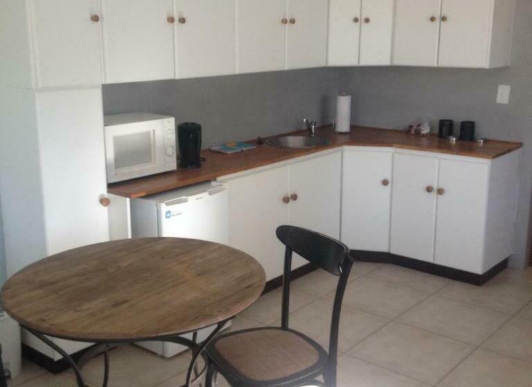 تختخواب و صبحانه Golf View Cottage