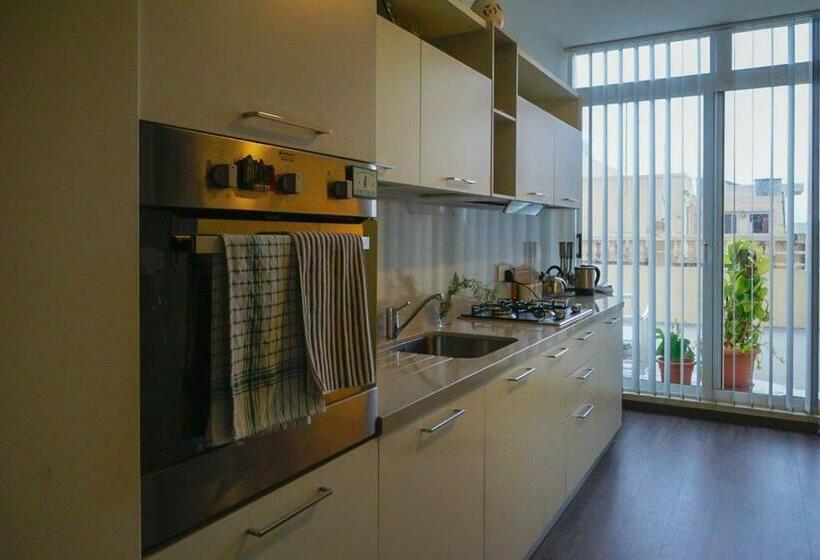 Pension Cosy Home By The Sea