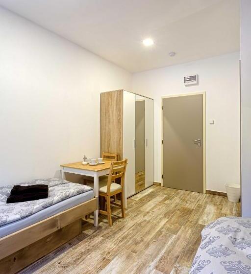 پانسیون šnekolend