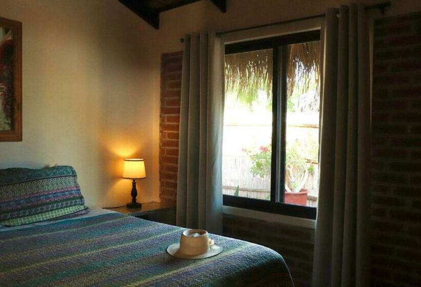 هاستل Sukasa Bungalows