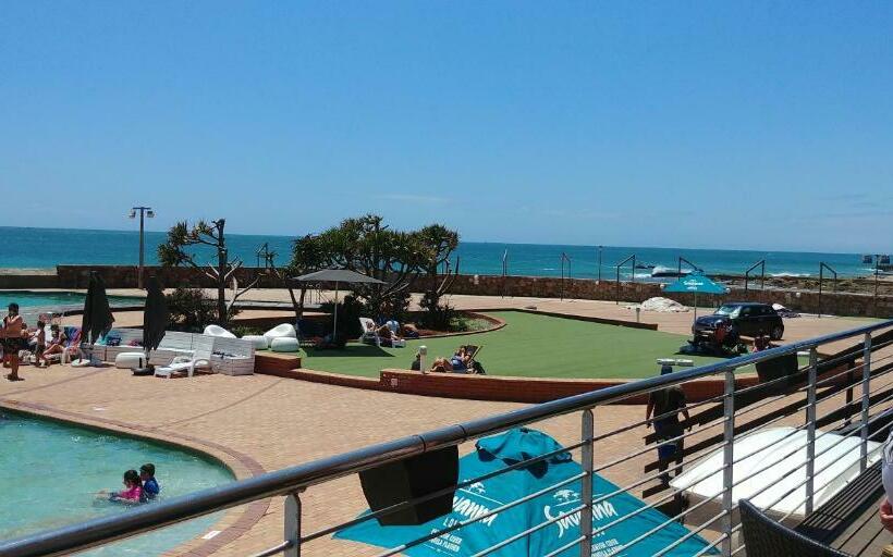 پانسیون Humewood Home Stay