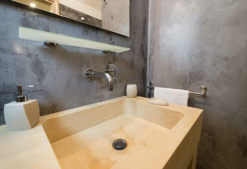 بنسيون Le Volte